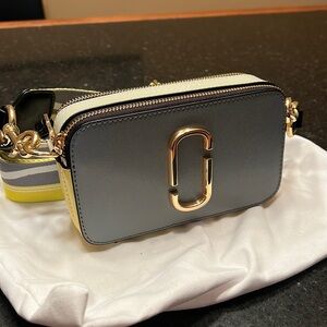Marc Jacobs the Snapshot Camera Bag New Rock Grey Multi Leather